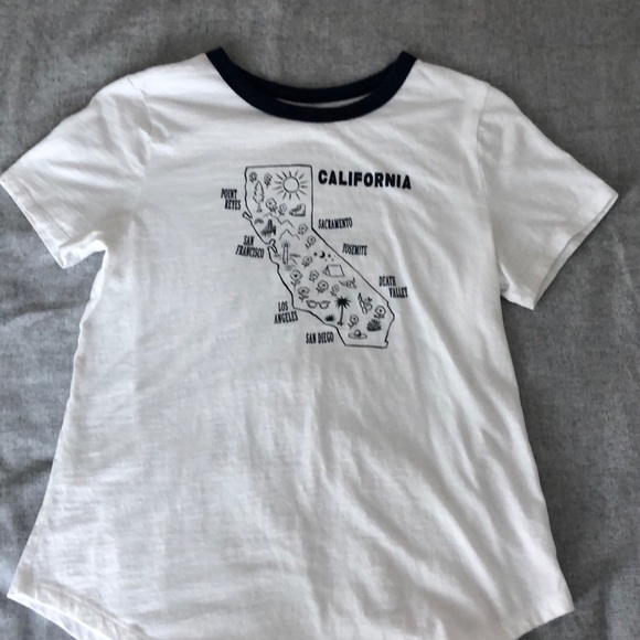 💜Graphic Tees - Picture 3 of 3